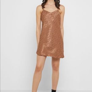 Satin leopard print slip dress🐆